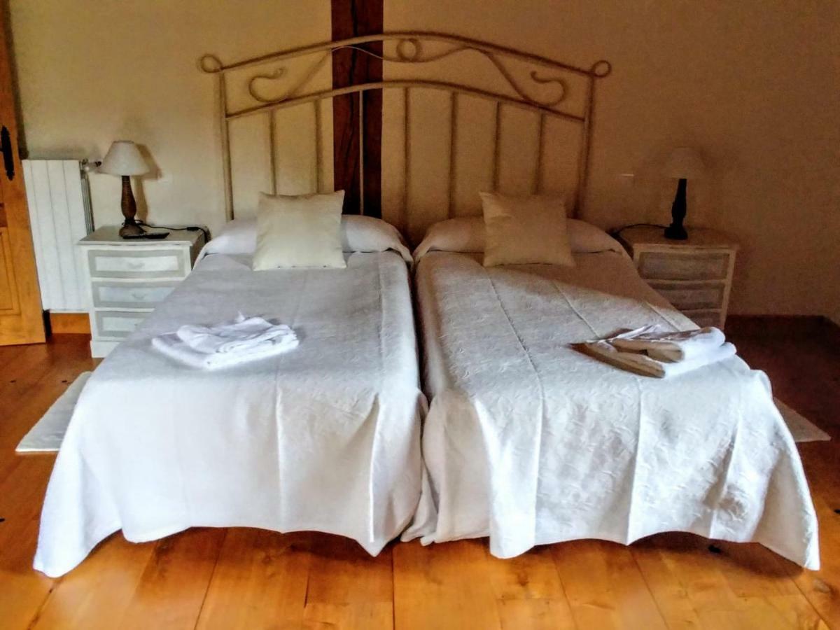 Trisileja En Novales Hotell Exteriör bild
